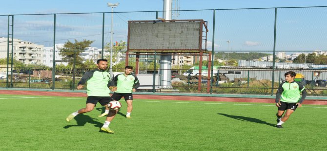 Aliağaspor FK Yeni Sezon Hazırlıklarına Devam Ediyor