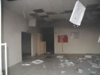 Aliağa'da Çürümeye Terk Edilen Spor Salonunda Yangın Çıktı