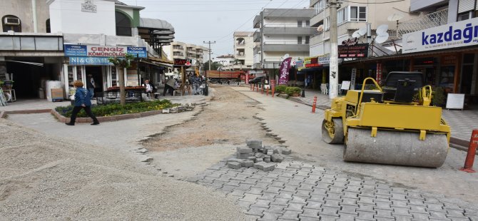 Akçay’da Yollar Yapılıyor