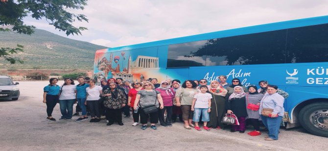 Aliağa Belediyesi’nden Şirince ve Efes’e Kültür Gezisi