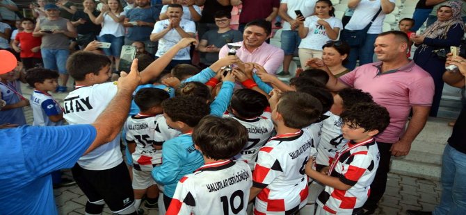 Çakmaklı’da Sezer Erşan Futbol Turnuvası Düzenlendi