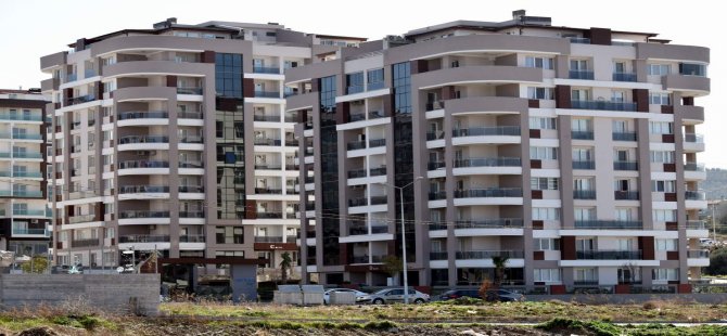 İzmir'de Ağustos Ayında Konut Satışları Azaldı