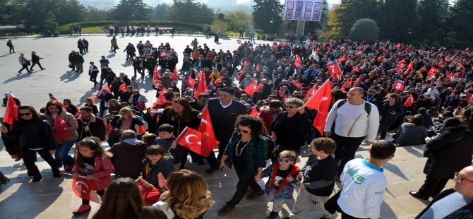 Aliağa Belediyesi’nden Anıtkabir’e Bin 200 Kişilik Çıkarma