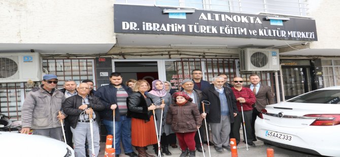 Büyükşehir’den Görme Engellilere Beyaz Baston Desteği