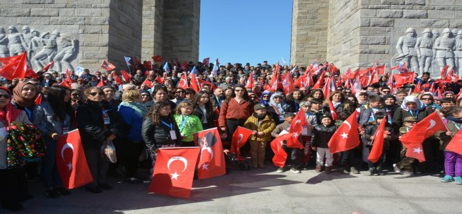 Üç Bin Kişilik Çanakkale Kafilesi Aliağa’ya Döndü