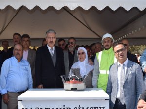 Aliağa’da Hacı Tahir Şimşek Camii’nin Temeli Dualarla Atıldı