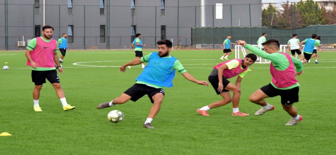Aliağaspor FK, Sezon Hazırlıklarını Sürdürüyor