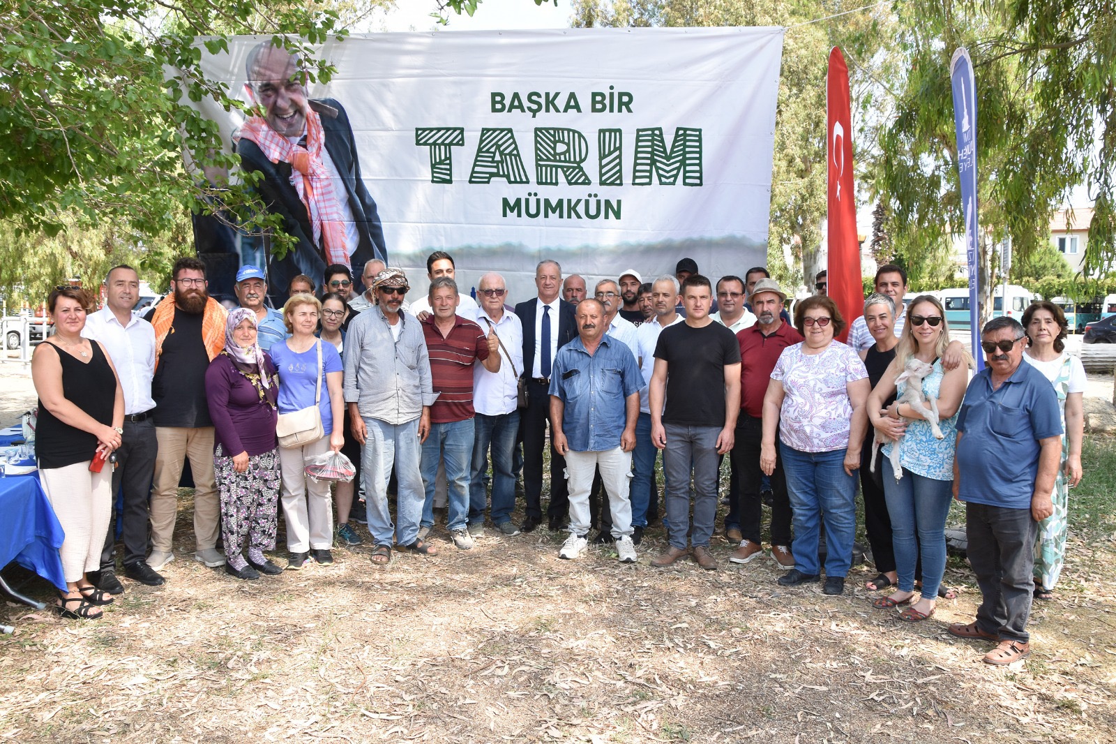 İzmir Büyükşehir Belediyesi’nden küçükbaş üreticisine büyük destek