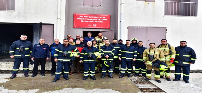 İzmir İtfaiyesi bir yılda 12 bin 500 kişiye eğitim verdi