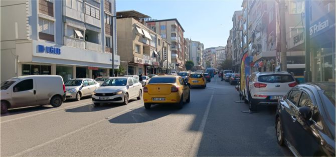 İzmir'de Araç Sayısı Hızla Artıyor