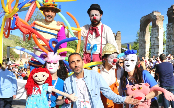 İzmir Çocuk ve Gençlik Tiyatro Festivali Coşkuyla Sonlandı