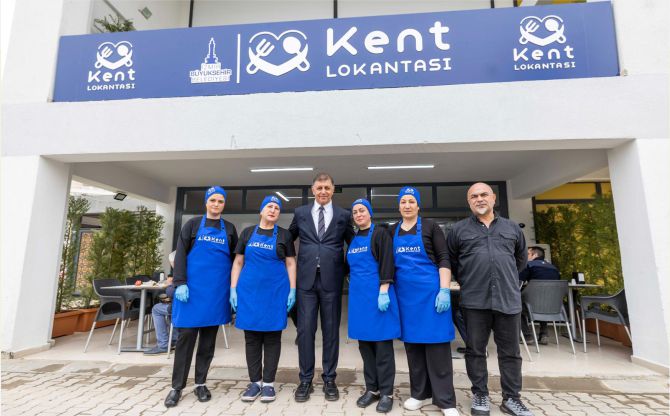 İzmir’de 25 liralık sofra