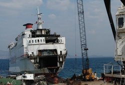 Acele Satılık Gemi Söküm
