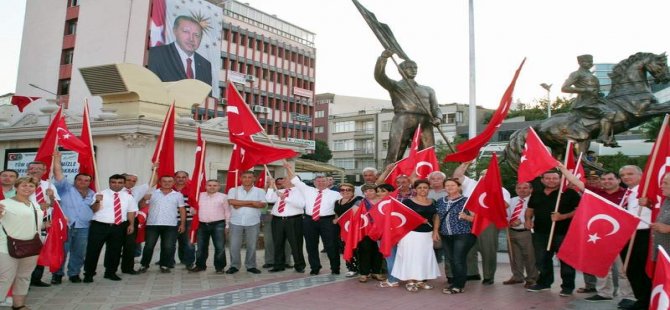 Menemen’de Ortak Cumhuriyet ve Demokrasi Mitingi