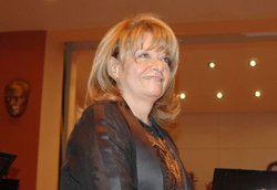 İdil Biret İzmirde