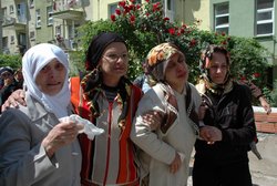 Metehanı Toprağa Verdik