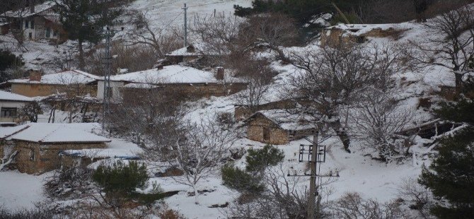 Bergama’da Kar Hayatı Felç Etti