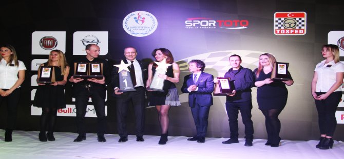 Türkiye Şampiyonları Ödüllerini Aldı