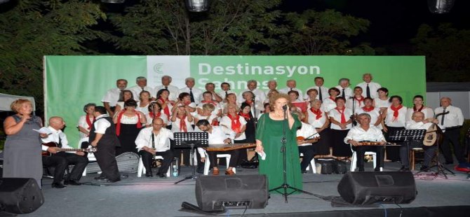 Destinasyon Sahnesinde Foça Rüzgârı