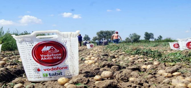Vodafone Akıllı Köy’de İlk Patates Hasadı Yapıldı