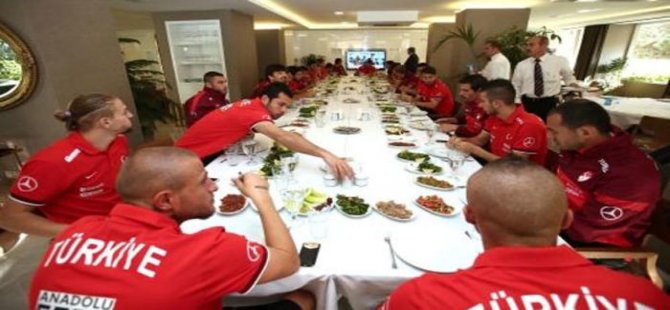 Türkiye’de Futbolcular Doğru Besleniyor mu?