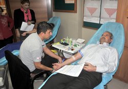 Ak Partiden Kan bağışı Kampanyası