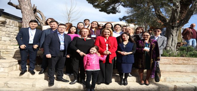 Kazak Kadın Gazeteciler Urla’da