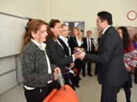 Acar'dan Karanfilli Kutlama...