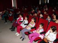 Bayraklı’da Tiyatro Zamanı