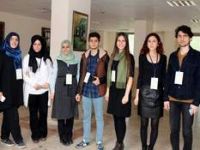 Liseli Gençlerden Beyin Fırtınası