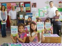 Bergama’nın Çocuk Oyunları Kitabı Tüm Okullara Dağıtıldı