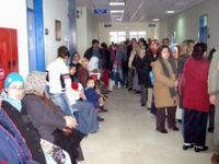 Aliağa’da Hastane Kuyruğu Bıktırdı