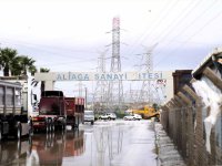 Aliağa Belediyesi’nden Yağmura Hızlı Müdahale