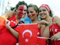 Türkler Dünyanın En Sıcakkanlı Turistleri Arasında