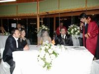 Foçada Renkli Düğün