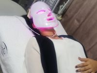 Renklerin Sihirli Gücü Led Maske