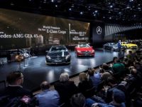 Mercedes-Benz 2017 Detroit Otomobil Fuarı'nda...