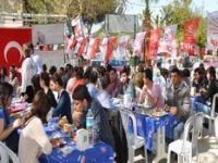 Aliağalı Gençlerin CHP İlgisi