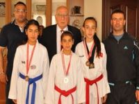 Başkandan Sporculara Hediye