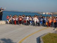 Aliağa'da Ata Yol Koşusu