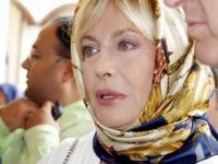 Emel Sayın Ağladı