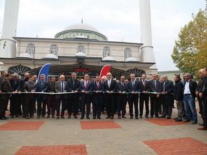 İbadethaneler Yaşam Alanına Dönüşüyor